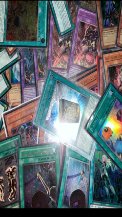 YuGiOH *100* Mixed Cards Lot With Rares & Holofoil Mint Cards + Bonus Gift - Image 1