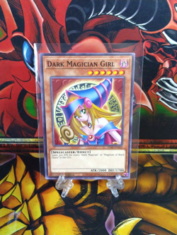 Dark Magician Girl - STAX-EN020 - Common - 1st Edition Yugioh LP - Image 1