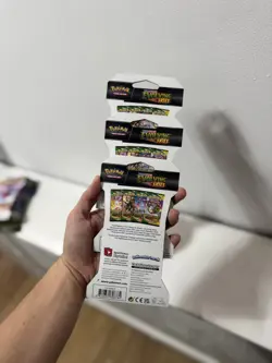 Pokemon - Evolving Skies Sleeved Booster Pack 3 Set (3 Boosters) - New/Sealed - Image 2