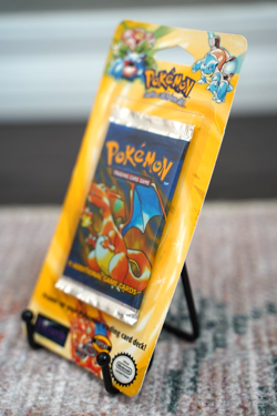 Pokemon 1999 WOTC Base Set Unlimited Booster Blister Pack Charizard Vintage - Image 3