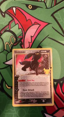 Umbreon Gold Star 17/17 Celebrations Classic Collection Pokemon TCG NM - Image 1
