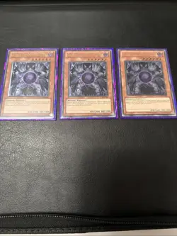 Yu-Gi-Oh! x3 Caius The Shadow Monarch TU03-EN000 NM/VLP ITALIAN Ultimate Rare - Image 1
