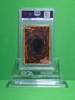 YU-GI-OH 2023 TN23 DARK MAGICIAN QUARTER CENTURY RARE EN001 PSA 10 - Image 2