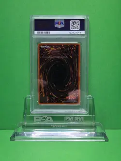 YU-GI-OH! 2018 20TH ANNIV. DUELIST BOX JP DARK MAGICIAN PSA 9 - Image 2