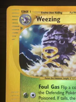 2002 Pokemon TCG Expedition Weezing Reverse Holo Rare 32/165 LP - Image 2