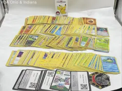 Pokemon TCG Water Stacking Tin w Bulk Lot Of Cards & More - Image 4