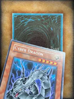 Yugioh Cyber Dragon DP04-EN001 Rare MP - Image 4