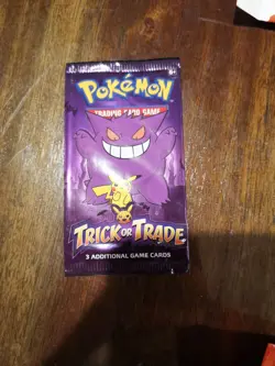 Pokemon TCG BOOster Gengar Trick Or Trade Bundle - 820650850783 - Image 1