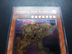Yugioh - Elemental Hero Bladedge EEN-EN037 Ultimate Rare - Image 4