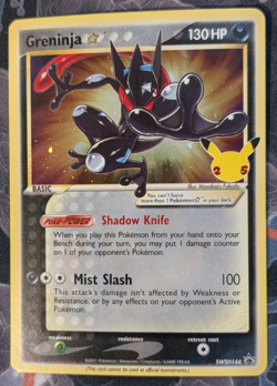 Pokemon Card TCG - Greninja Gold Star SWSH144 Black Star Promo Celebrations NM - Image 1