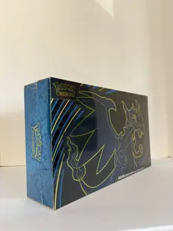 Pokemon TCG: Mega Charizard X ex Ultra-Premium Collection - Image 3