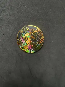 Pokemon TCG : Gold Charizard VMAX Flip Coin - Cracked Ice Holo - Image 1