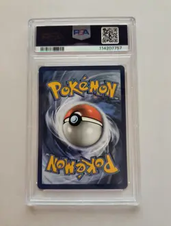 Pokemon Umbreon Gold Star Celebrations Classic Collection Holo 17 PSA 10 - Image 2