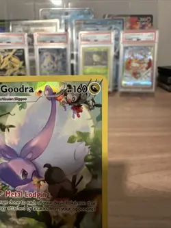 Pokemon Hisuian Goodra GG21/GG70 Galarian Gallery Crown Zenith NM Condition - Image 3