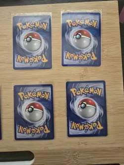 Pokemon Card Lot of 8 Cards - Snorlax, Umbreon,iono, Minun - Image 2