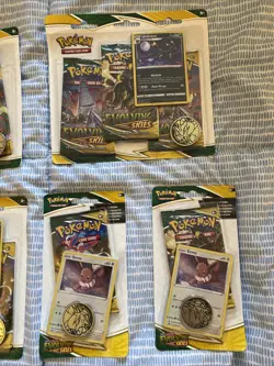 Pokemon Umbreon Evolving Skies Booster Promo Card & Eevee Promo Card Blister Lot - Image 3