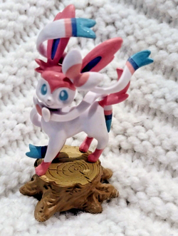 Pokemon Sylveon Collectible Figure 2013 Pokemon TCG Sylveon Collection Box - Image 1