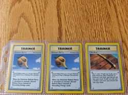 Pokemon Vintage Neo Revelation Lot - 21 Cards - Image 3