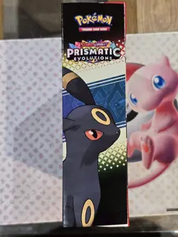Pokemon Trading Card Game (TCG): Prismatic Evolutions Premium Figure Collection - Image 5