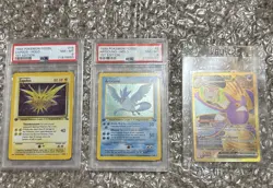 1999 POKEMON FOSSIL 1ST EDITION ARTICUNO AND ZAPDOS HOLO PSA 8’s - Image 1