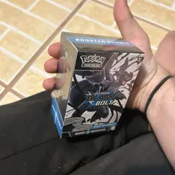 [SEALED] Pokemon TCG Scarlet and Violet Black Bolt Booster Bundle Brand New - Image 2