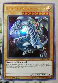 Blue Eyes White Dragon LCKC-EN001 Ultra Rare Version 3 1st Edition Yugioh NM - Image 1