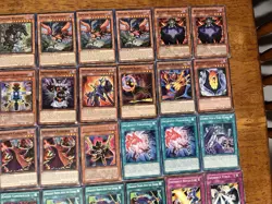 Yugioh Infernity deck Comes Sleeved And Deck Box lot 3 - Image 5