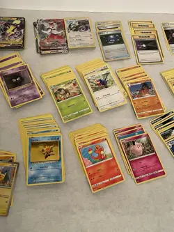 Lot 250+ Pokemon Cards - Image 3