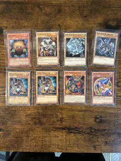 Yu-Gi-Oh Vintage Non Holo 8 Card Lot Kuriboh, Blue Eyes, Red Eyes, Dark Magician - Image 1