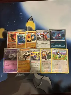 Pokemon TCG 10 Mixed Card Lot - Image 1
