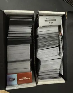 Big Lot Of Magic - Pokemon- World Of Warcraft Cards - Image 1