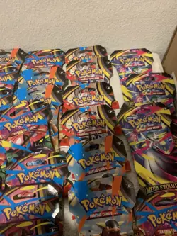 POKEMON TCG MEGA EVOLUTIONS SLEEVED BOOSTER LOT (40) FACTORY SEALED - Image 3
