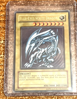 BLUE EYES WHITE DRAGON SDK-001 KAIBA-LIMITED EDITION YU GI OH! CARD EX+ - Image 1