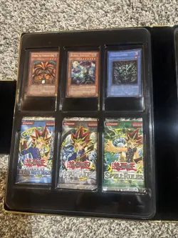 Yu-Gi-Oh! Gold Master Collection Volume 1 Case /Display Binder Folder With Cards - Image 1
