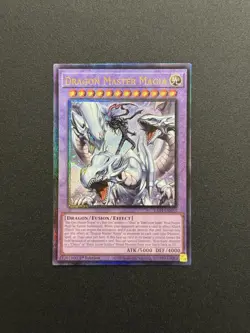 2025 YUGIOH RA04 QCR ULTIMATE RARE DRAGON MASTER MAGIA NM ?? - Image 1