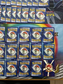 Vintage Pokemon Card Lot WOTC First Edition Shadowless Etc Flareon Jolteon NM/LP - Image 3