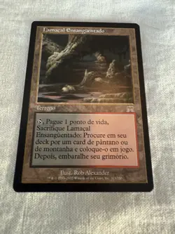 MTG Onslaught Bloodstained Mire Portuguese LP - Image 1