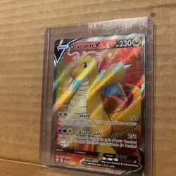 Pokemon TCG Dragonite v Evolving Skies Holo Ultra Rare Full Art Card 191/203 - Image 3