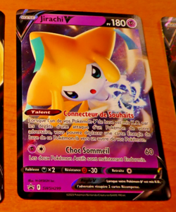 POKEMON FRANCAISE CARD PROMO HOLO CARTE Jirachi V SWSH299 FR 2023 ** - Image 1