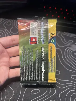 Pokemon TCG Dragon Majesty Booster Pack Charizard Art New Sealed 2018 - Image 2