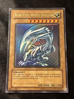 Blue-Eyes White Dragon SDK-001 Unlimited Edition - LP - Image 1