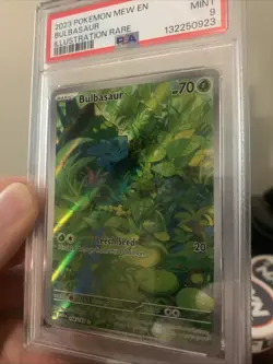 Pokemon TCG Bulbasaur Scarlet & Violet 151 Holo Illustration Rare Card 166/165 - Image 2