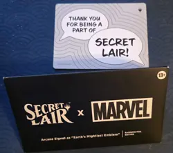 Earths Mightiest Emblem Rainbow Foil Arcane Signet Marvel Secret Lair NM MTG 908 - Image 3