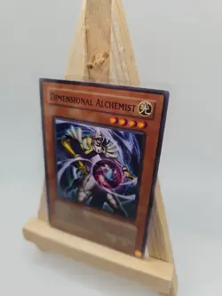 Yu-Gi-Oh! TCG Dimensional Alchemist 1st Edition SDDE-EN002 Near Mint Condition - Image 3