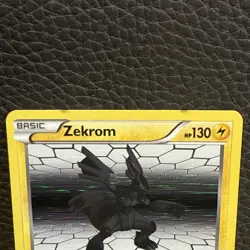 Pokemon TCG Zekrom BW005 Black & White Holo Black Star Promo LP - Image 2