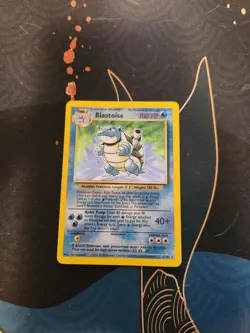 Blastoise 2/102 Base Set Unlimited Holo Rare 1999 WOTC Pokemon Trading Card Game - Image 1