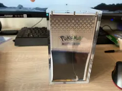 Pokemon TCG - Prismatic Evolutions ETB - With Acrylic Case - New Sealed - Image 4