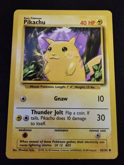 Pokemon Base Yellow Cheek Pikachu 58/103 Original Base Set Card 1999 WIZARDS - Image 1