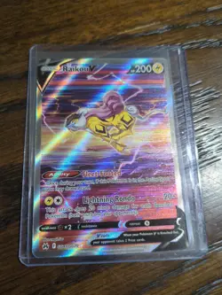 Pokemon TCG Raikou v Crown Zenith GG41/GG70 English Edition Mint Condition - Image 1