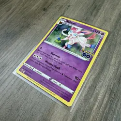 Sylveon 035/078 Holo Rare Pokemon GO NM Holo - Image 2